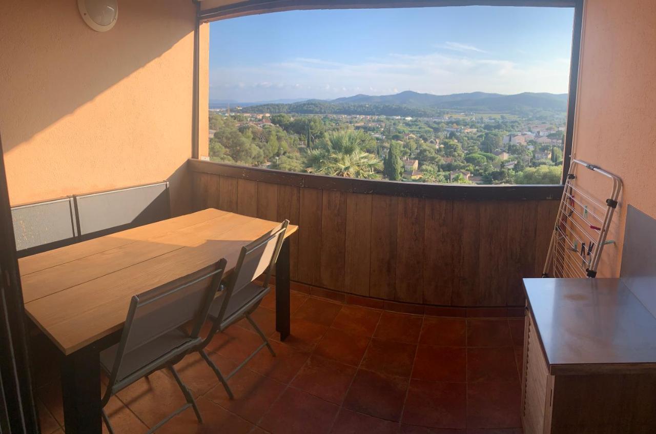 Superbe Duplex 35m2 vue mer avec piscine Bormes-les-Mimosas Extérieur photo
