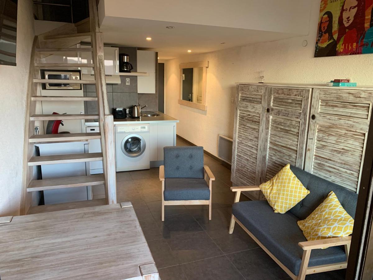 Superbe Duplex 35m2 vue mer avec piscine Bormes-les-Mimosas Extérieur photo